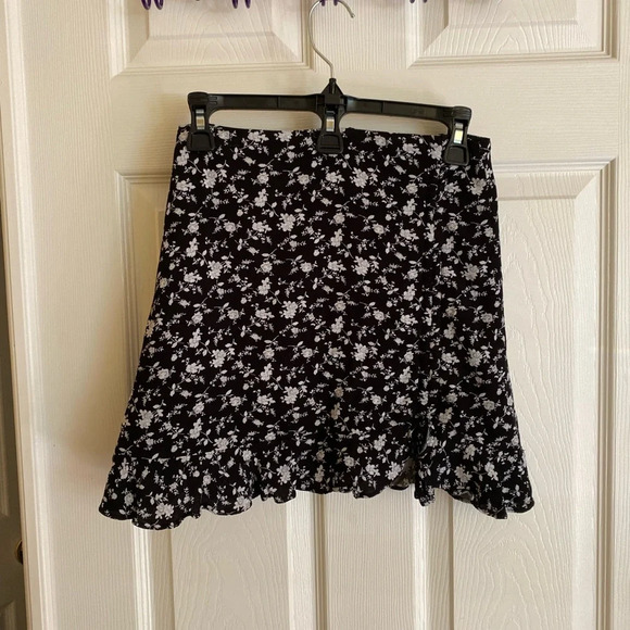 Forever 21 Dresses & Skirts - Forever 21 skirt